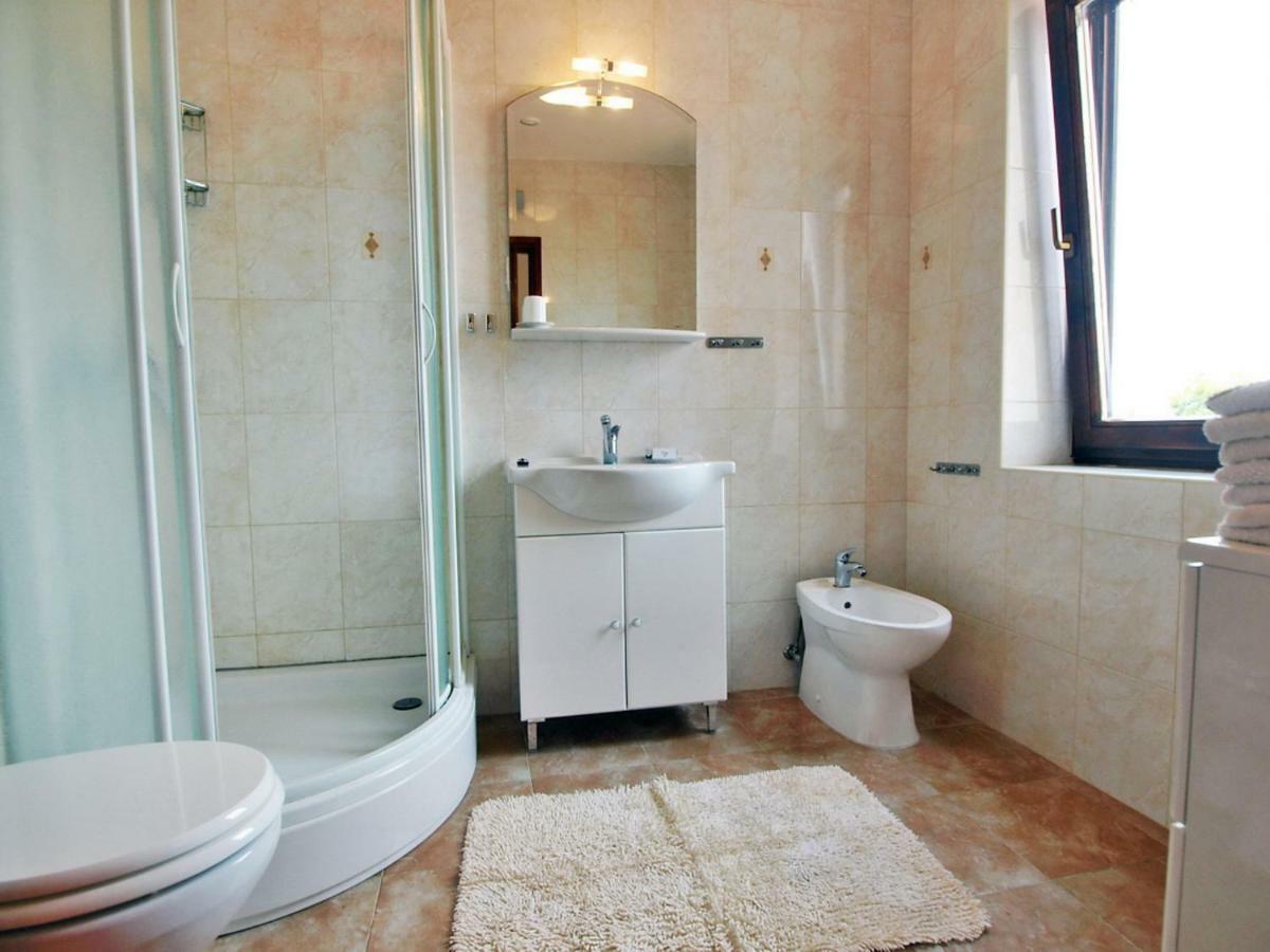 Holiday Home Mirta By Interhome Mali Iz Ngoại thất bức ảnh