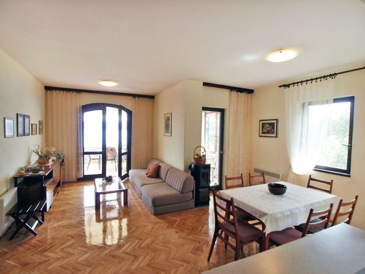 Holiday Home Mirta By Interhome Mali Iz Ngoại thất bức ảnh