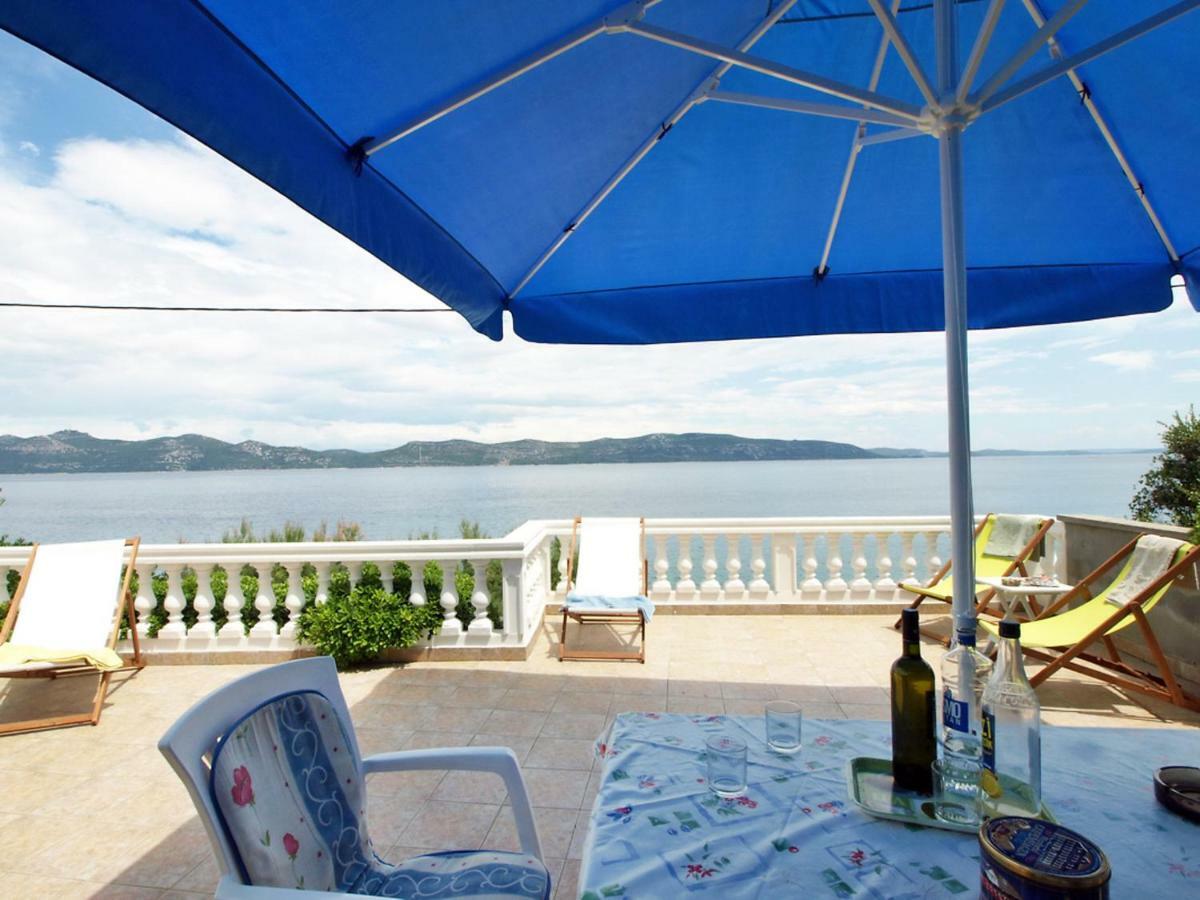 Holiday Home Mirta By Interhome Mali Iz Ngoại thất bức ảnh