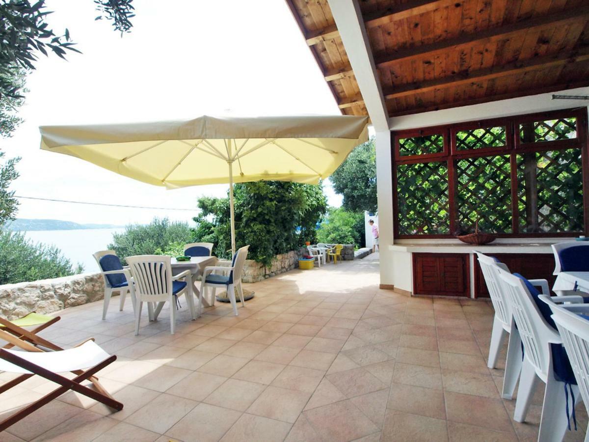 Holiday Home Mirta By Interhome Mali Iz Ngoại thất bức ảnh